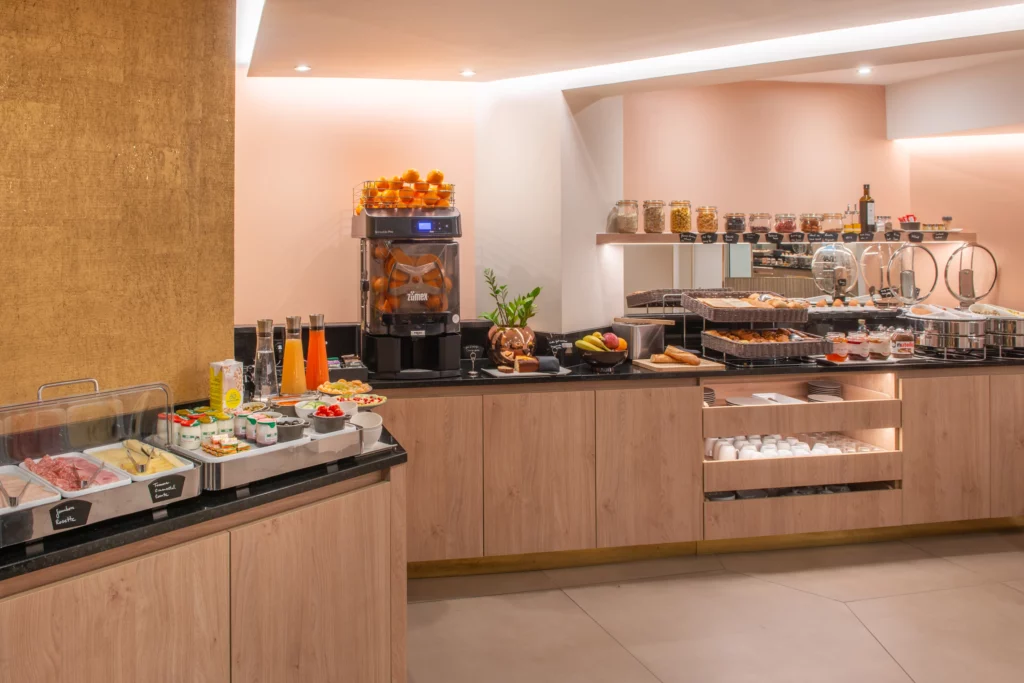 Buffet petit-déjeuner